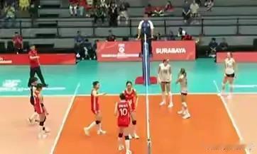 中国女排在U21世锦赛小组赛最后一场比赛中，以3:0战胜了美国队。美国队可以