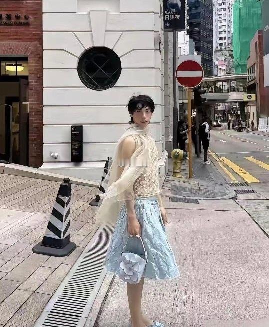 伊能静不管管她儿子吗