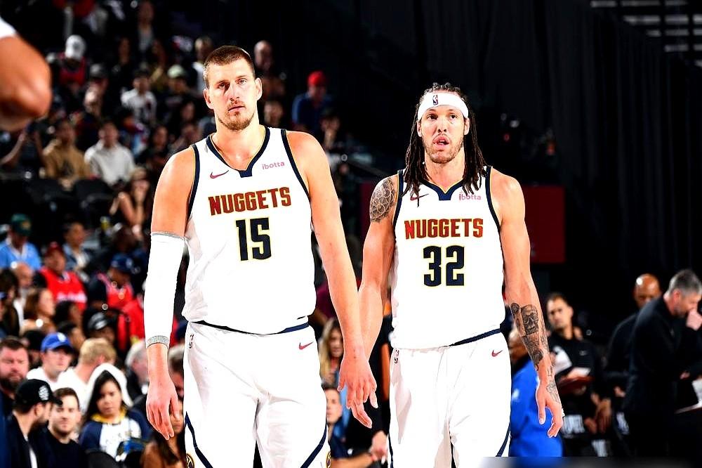 浓眉哥4年2.75亿。这钱拿得，让人有点看不懂了。NBA现在就是这么个行情。