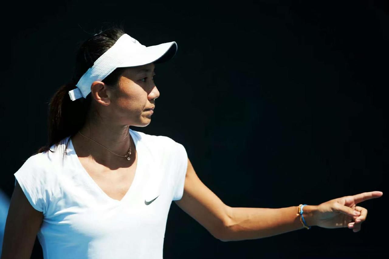 🇨🇳京山WTA125女单首轮【WC】🇨🇳逯佳境6-4/6-3🇯🇵木