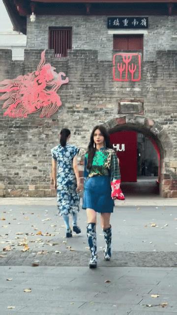 吴昕沈梦辰都变美了？为啥感觉吴昕颜碾压沈梦辰呢？吴昕和沈梦辰都有颜值进阶，可观