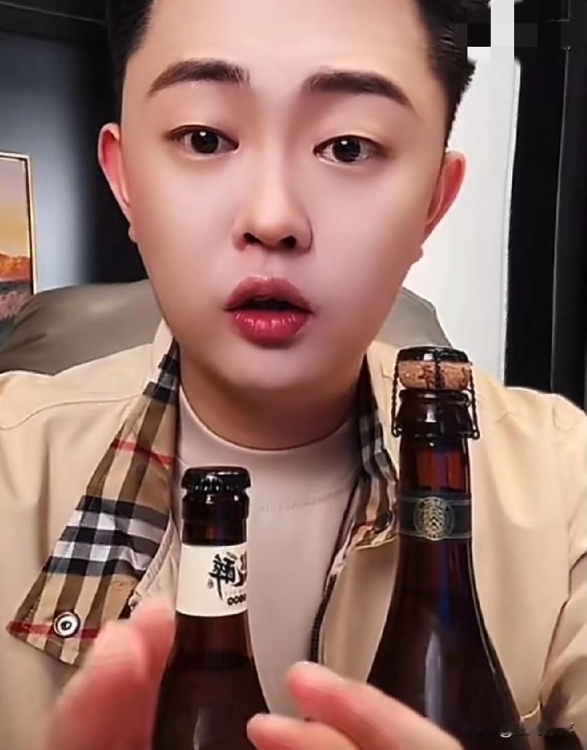 巴扎黑连麦吴迪回应啤酒节奏！巴扎黑表示哥俩关系非常好，别让一个啤酒整的不乐呵