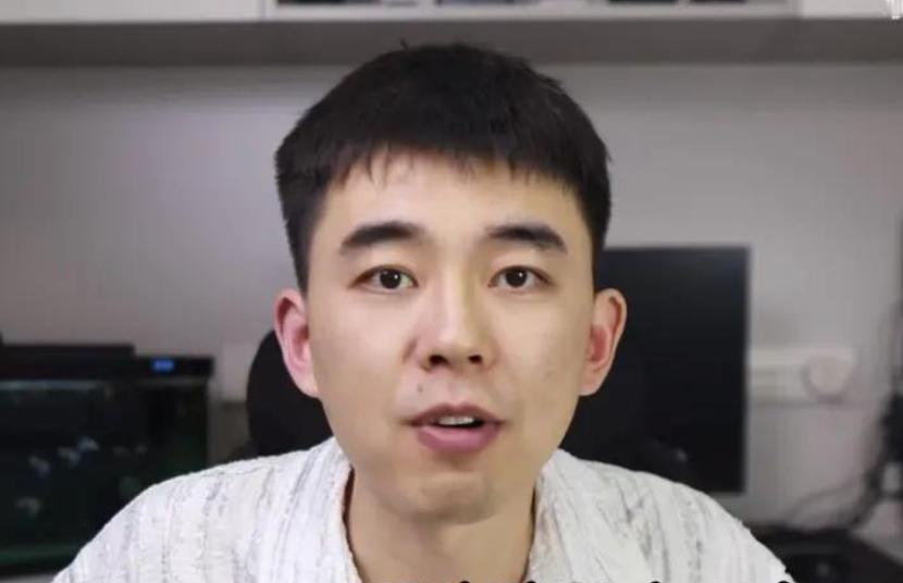 王平，复旦超级学霸、海外多所名校的博士后，回国后从博导教授升到院长，只因“耿同