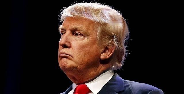 当不成总统了？美70人身亡，特朗普下令“停止行动”，美军舰出动特朗普的总统宝