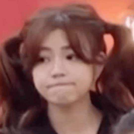 陈妍希现在出道的话感觉会是吸妈粉的小花