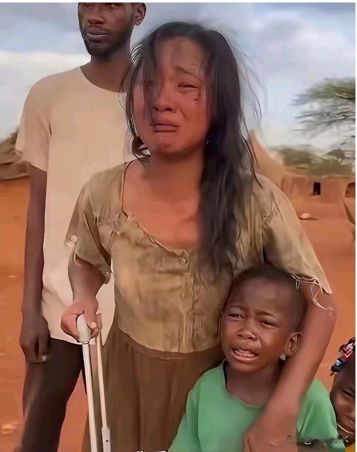 这就是当年远嫁非洲的代价吗？举目无亲，常被黑人老公打，受了委屈连个诉苦的人都没有