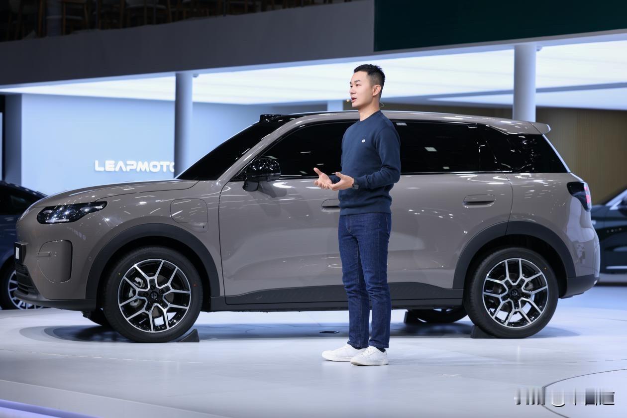 广州车展来袭，零跑汽车展台有哪些看点？10月21日这天，2025广州车展迎