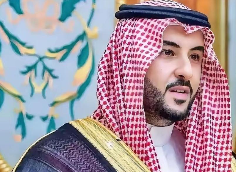 沙特继卡塔尔之后也跪了。近期海湾地区的紧张气氛不断累积，多国关系出现明显裂痕