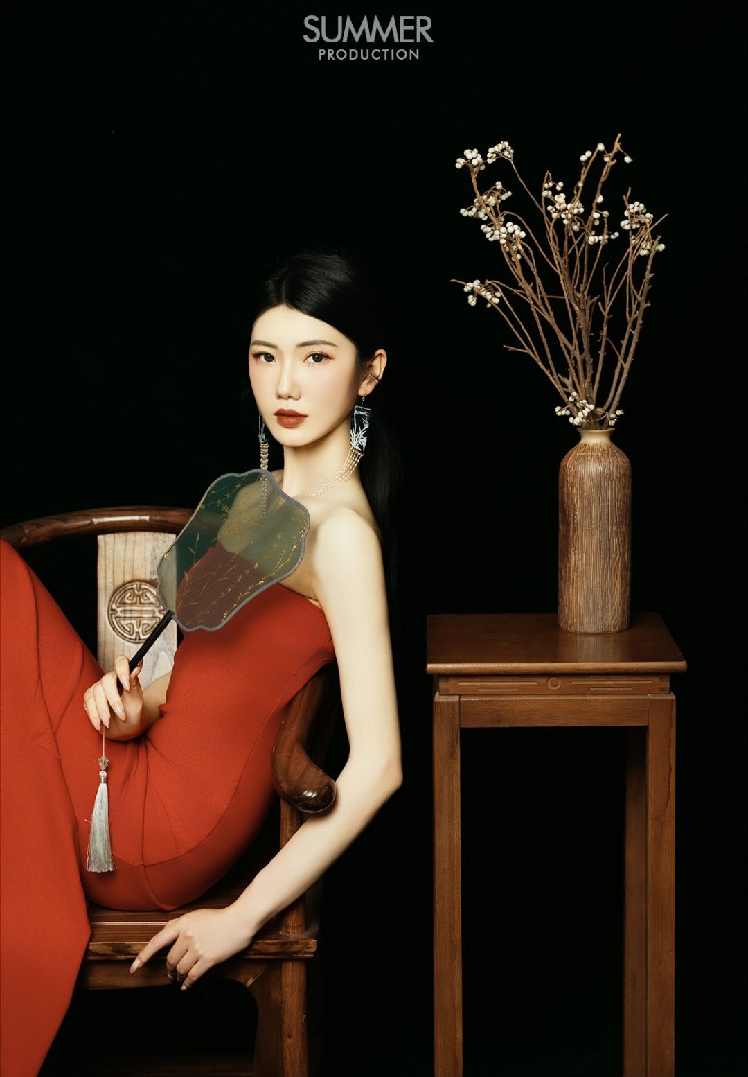 写真客照。一秒入画的清冷感，温婉含蓄的东方美学。日常分享美女客片分享​​​