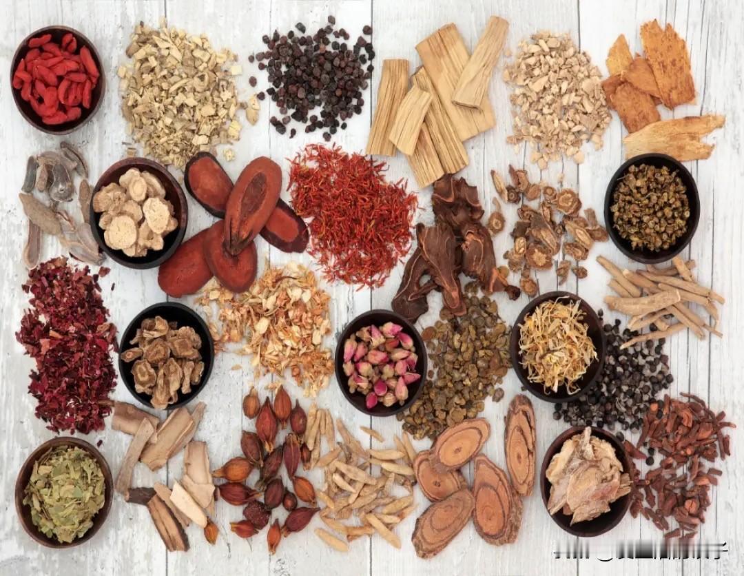 中药也不可以瞎吃，是药都有毒，没毒怎么治病？最不喜欢最不喜欢现在的中医西治！