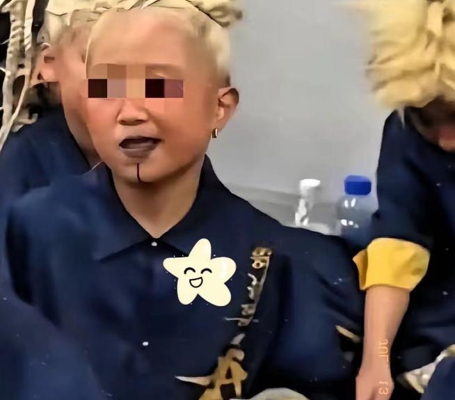 全网暴怒！上海，一场儿童舞蹈比赛的妆造，把人看得气愤不已！一个个可爱的小朋友，被