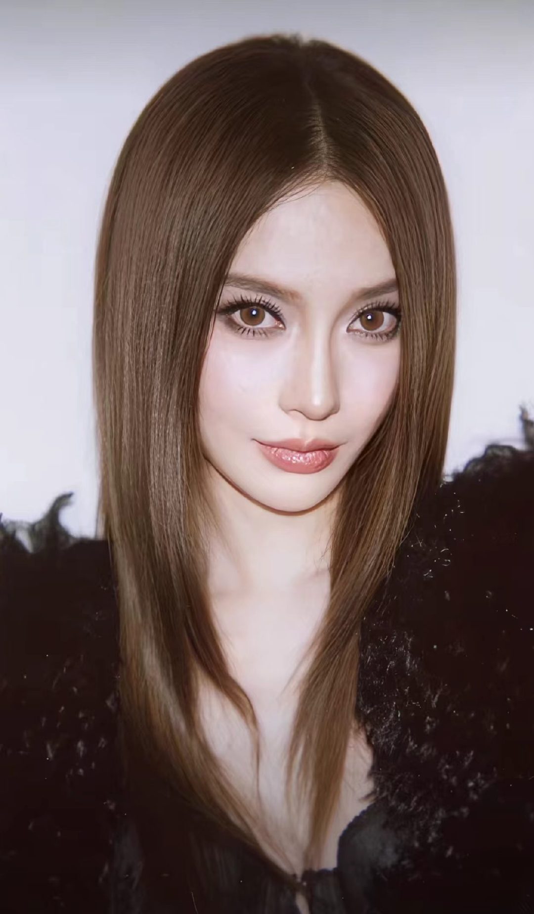 杨颖美人嗔怒拍立得杨颖美人嗔怒2.0哇塞这张不知道又将掀起多少仿妆风波！