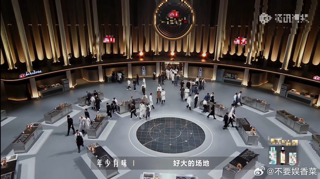 一饭封神打造了我的梦想厨房一饭封神把梦想厨房搬进赛场很难不羡慕节目里的选手，赛场