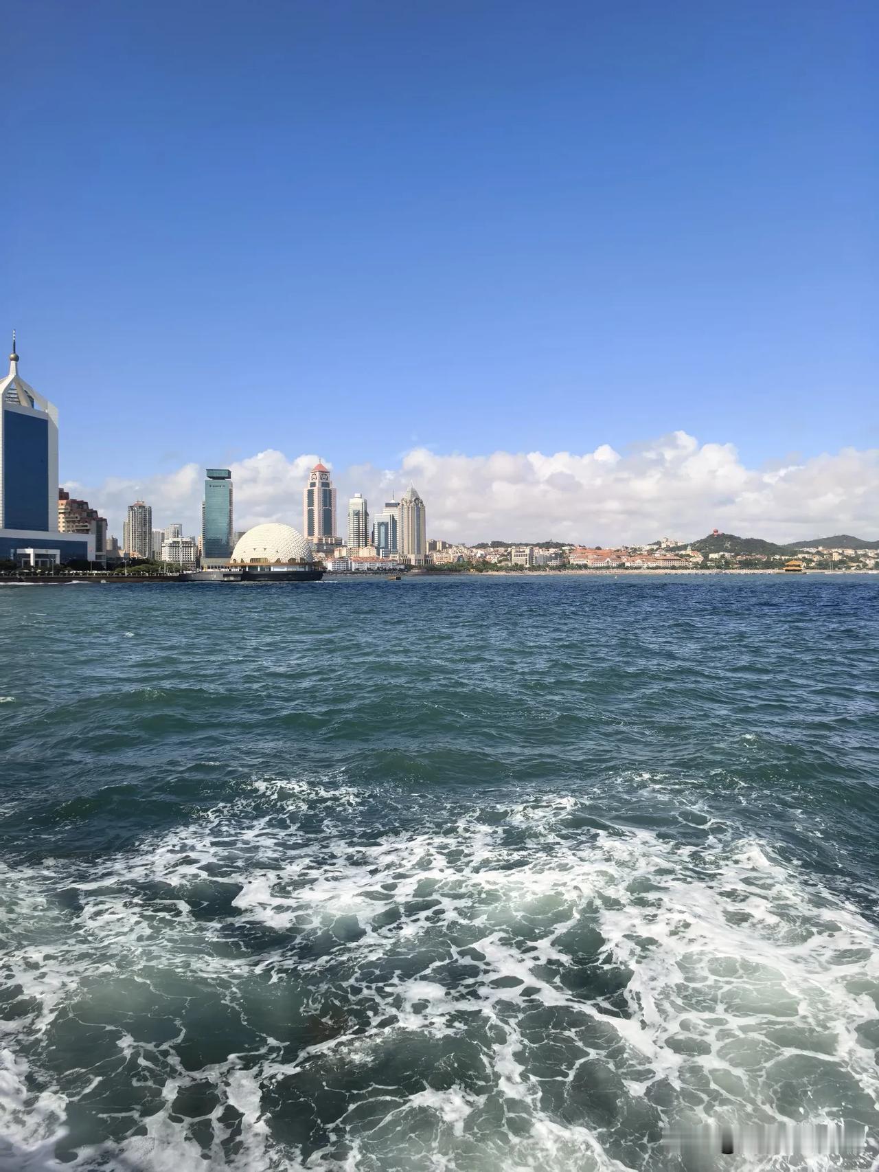 未来五年（即到2030年），宁波舟山港在集装箱吞吐量上很难超过上海港虽然宁波