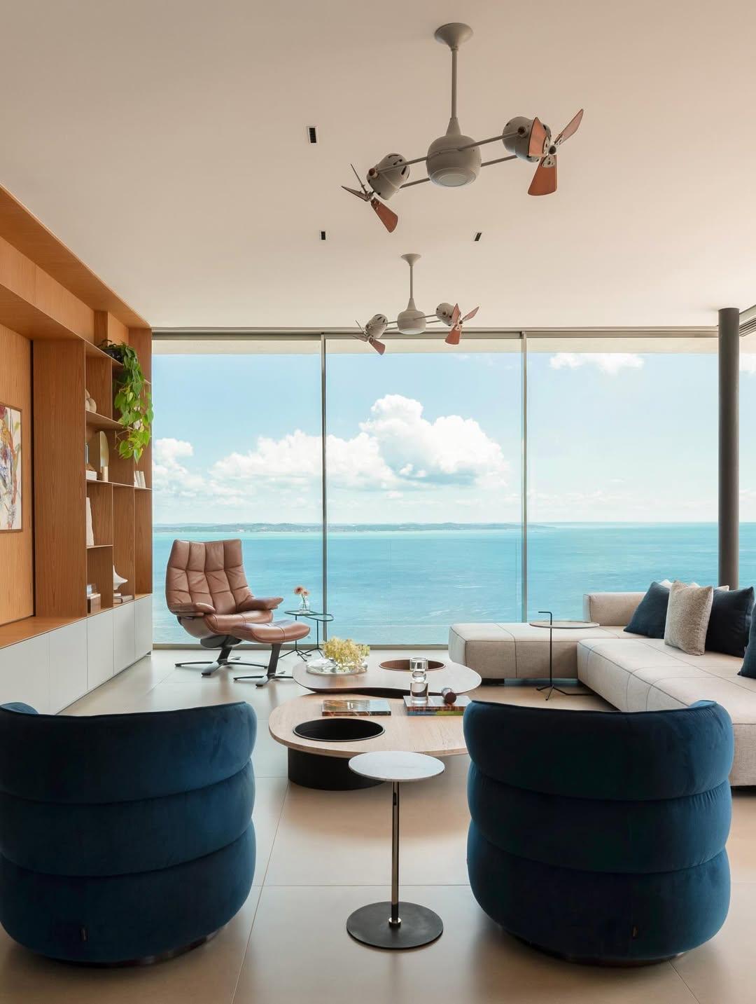 500㎡海景复式，在潮起潮落间，静享时光温柔哪种家居装修风格最耐看别墅