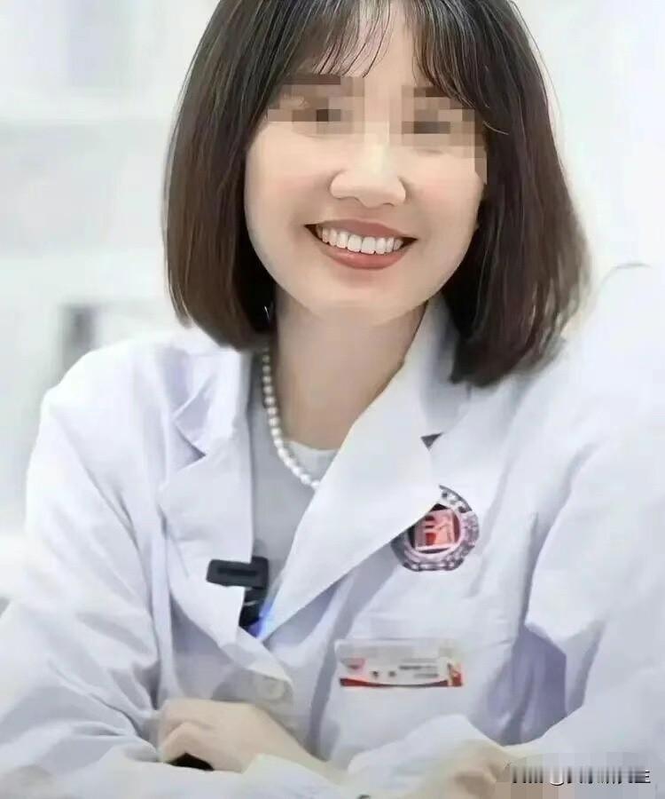 曾医生父母站出来了！曾医生的事情闹得满城风雨，我以为她的父母会躲起来，不敢