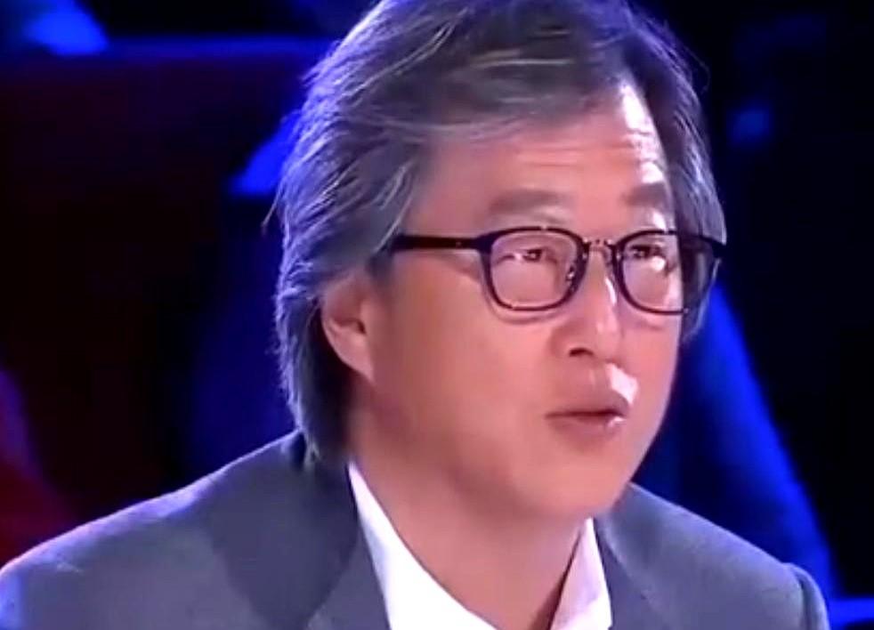 小s被吴宗宪和葛斯齐炮轰，为什么王伟忠会出手解决？他保全的不是大s的体面，也