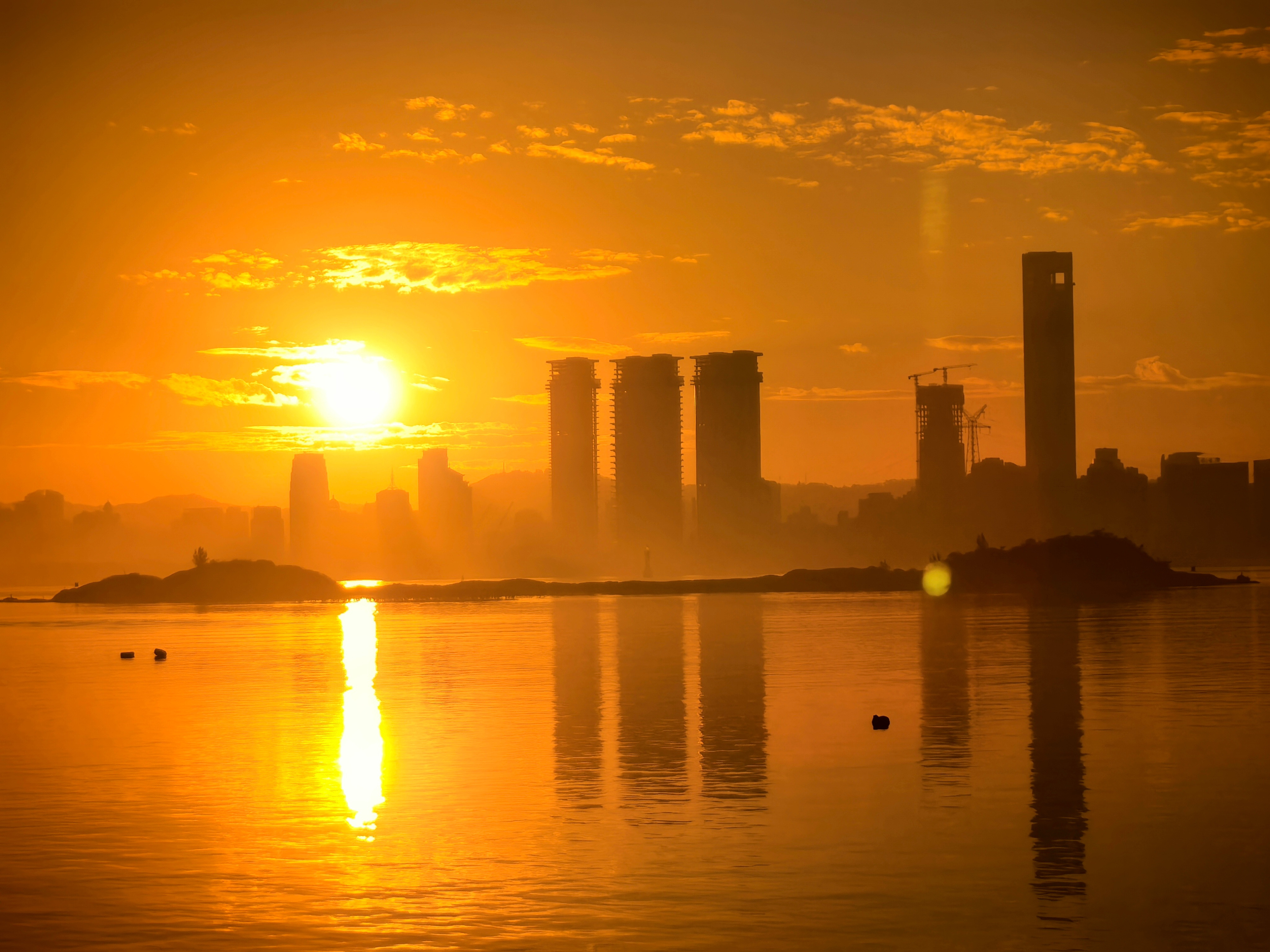 跑步即刻开跑631今天的景色很仙，自带滤镜的美这周又升温了，现在21°，速度降