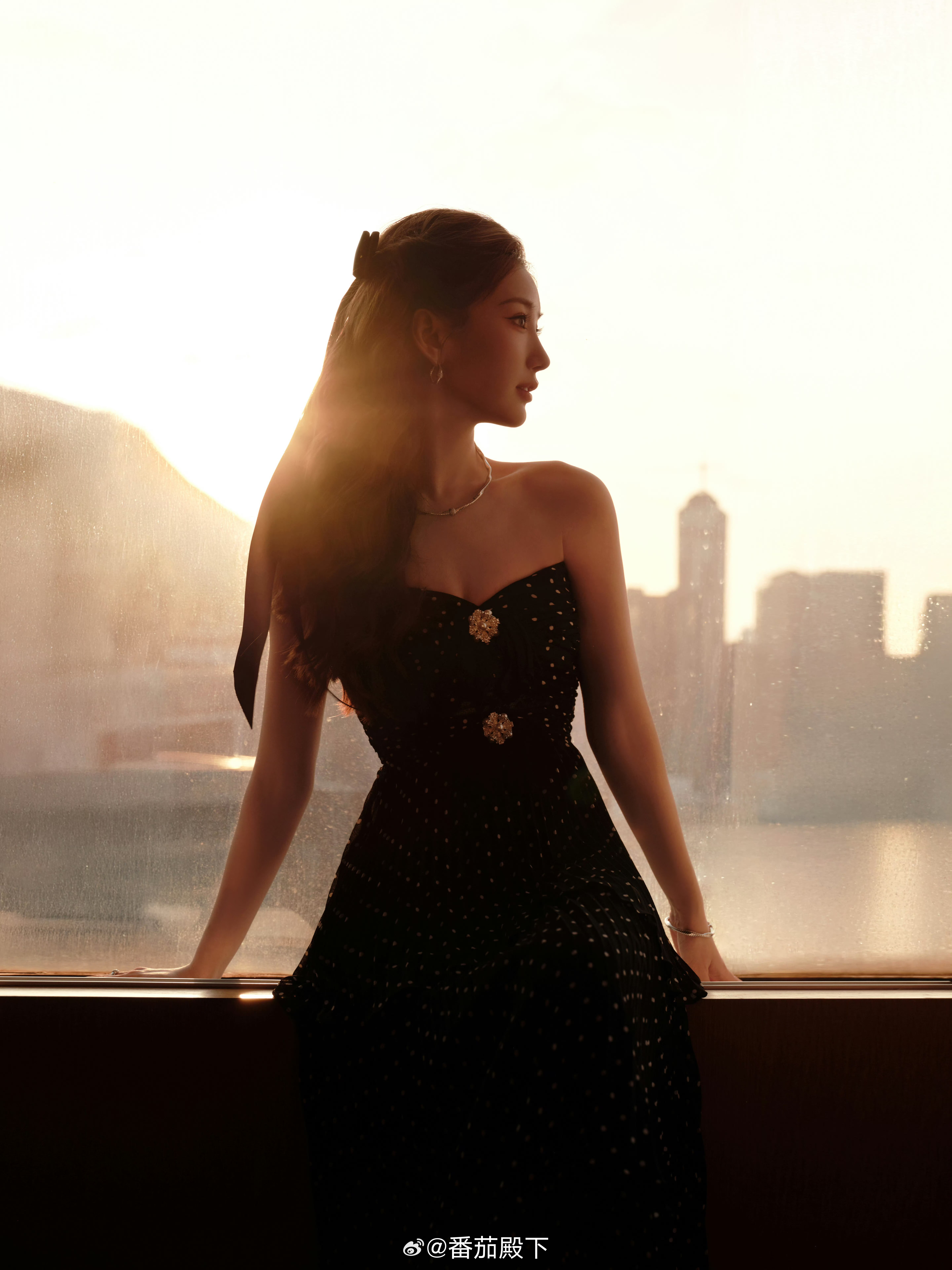 每次回厦门都不可能那么早睡觉，被拉出去聊天喝酒。没睡的同学“吱”一声。