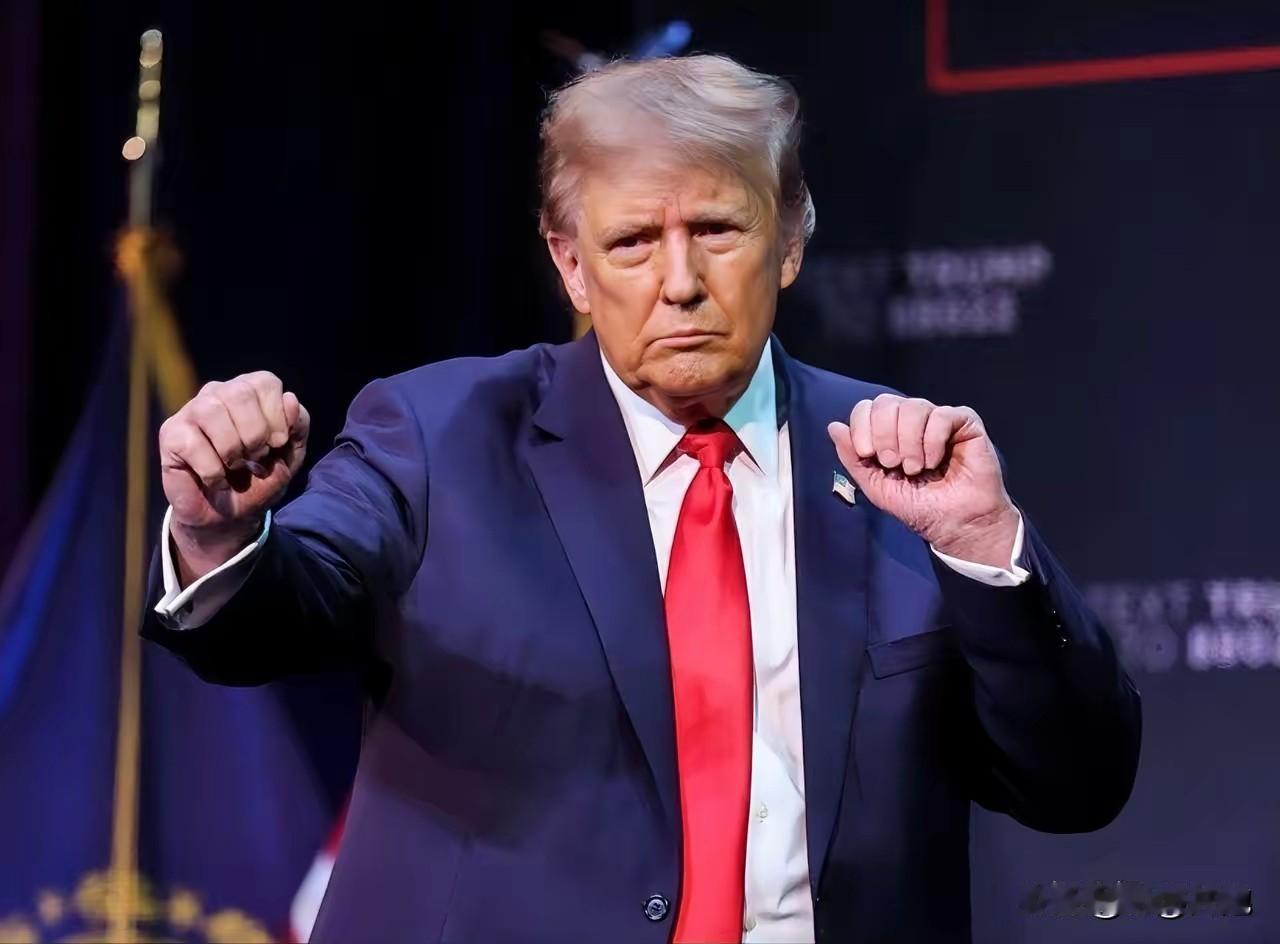 真是丢人丢到万里之外了！面对美军战机半小时坠毁两架，美国国内炸锅了，有网友在社交