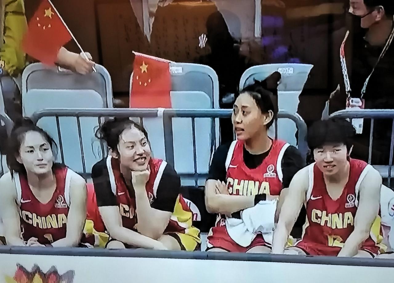 中国女篮12位球员的水平属于哪一级？韩旭，中锋，世界级水平王思雨，