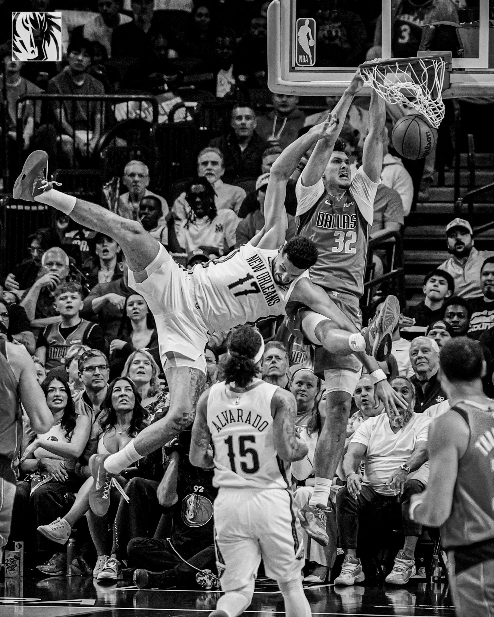 球队摄影师镜头记录🖤伤情更新：明天的比赛，双福均75%概率出战。