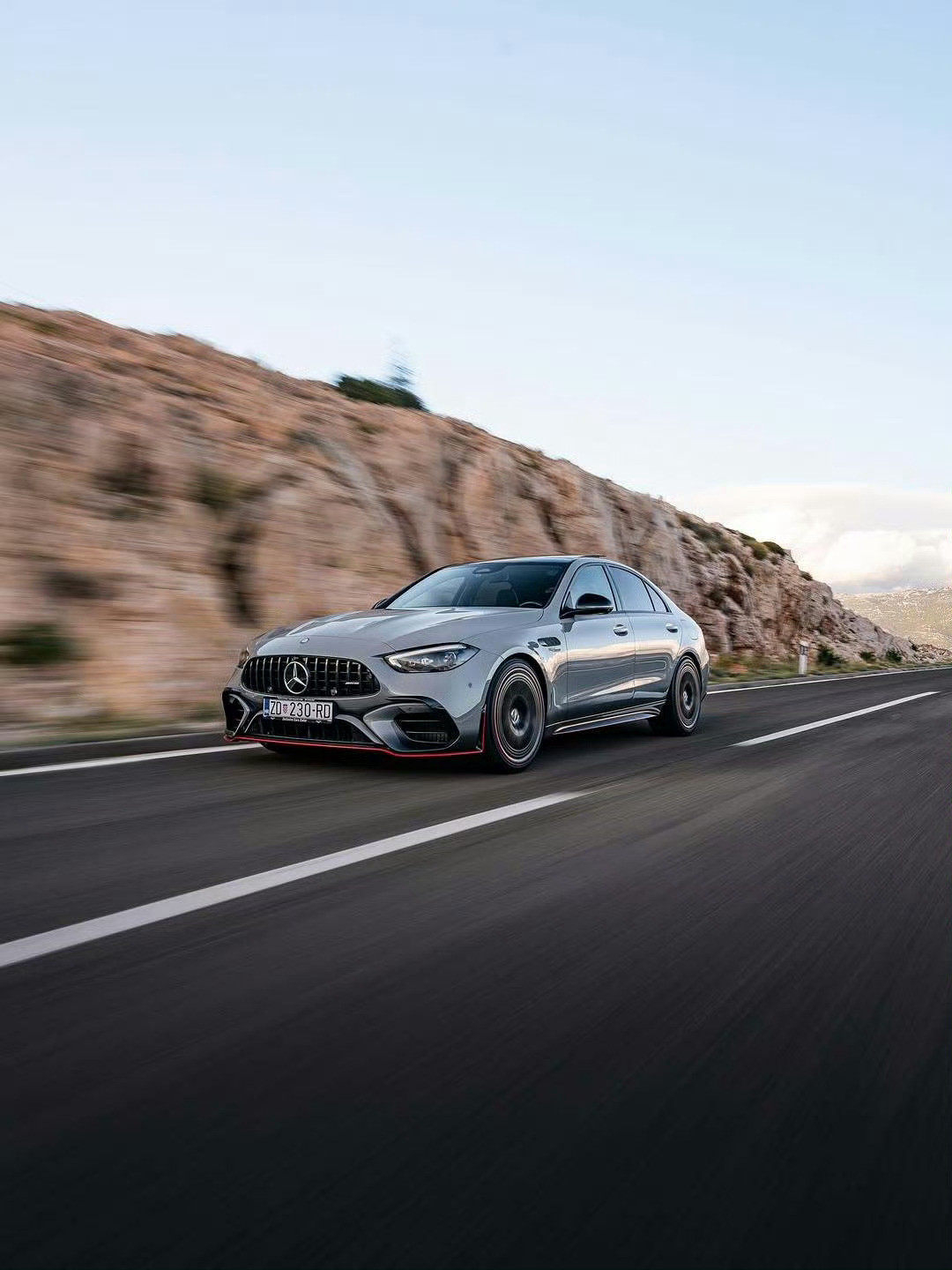 梅赛德斯–AMGC63SEPerformance