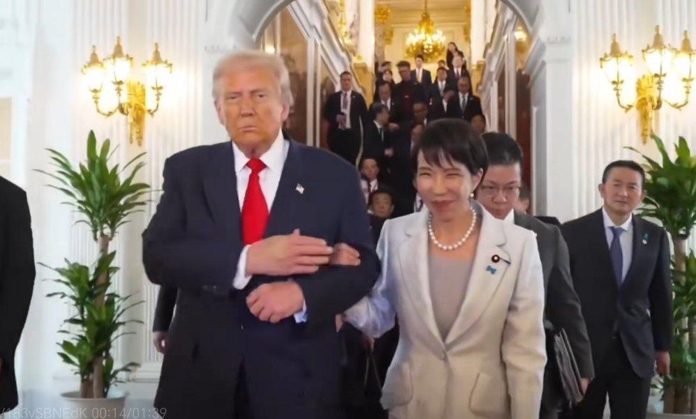 高市早苗当面拒绝美国要求突然间看到官媒的这个标题，“当面拒绝美国”这六个字让我愣