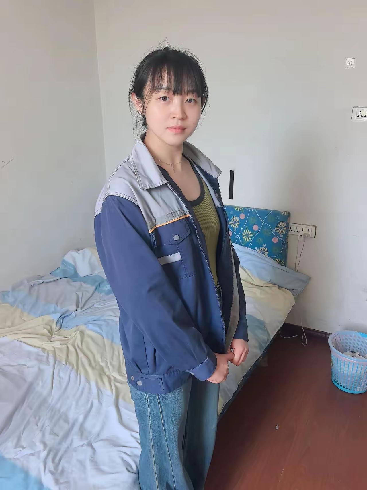 简约工装风，轻松自在每一天！💙💚💛
