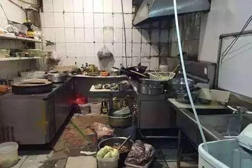 🐟作为前外卖平台运营，说句大实话——幽灵外卖，我们内部叫“纯外卖店”。这类店