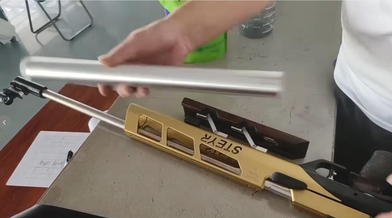 为了训练就能“走捷径”？田红母子走私案会翻盘吗2025年11月28日，一审认定