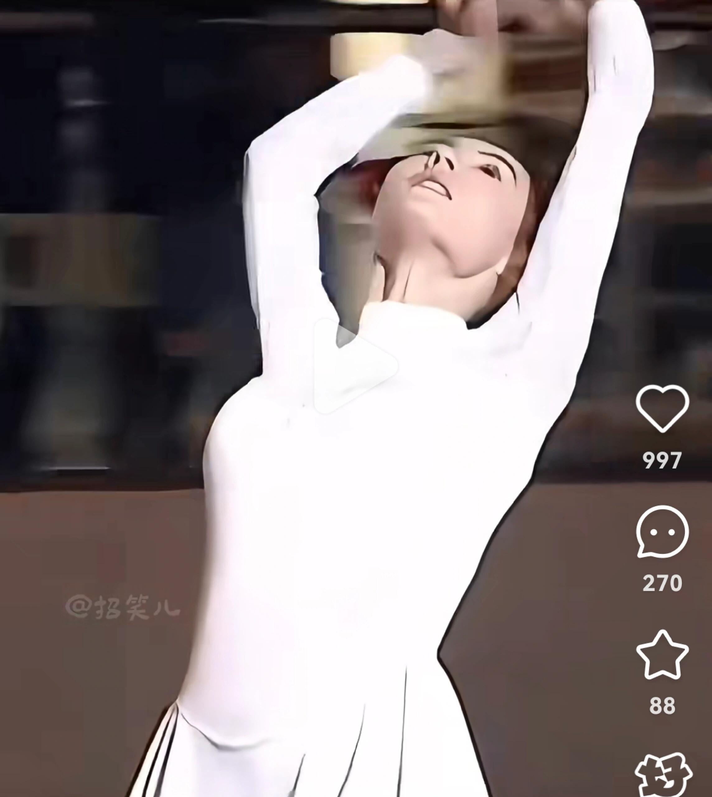 美女最牛的视角在仰拍图…..