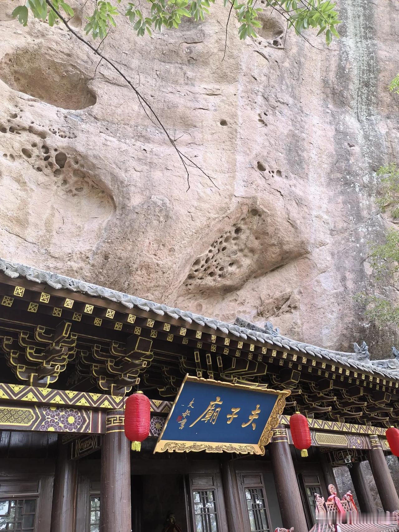 宝鸡附近游宝鸡新晋打卡地宝鸡九龙山，绝对是个宝藏旅游地。它是国家4A级景区，
