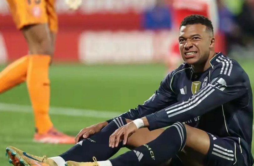 皇马又平了，1:1战平赫罗纳，还是在落后的情况下追平的，这已经是联赛三连平了，相