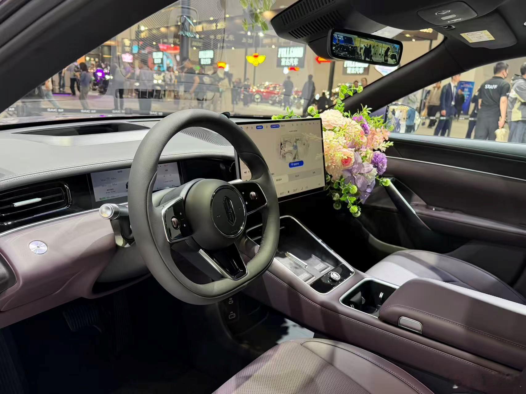 2026北京车展上，尚界Z7与尚界Z7T双车登场，凭借个性造型与硬核科技成为焦