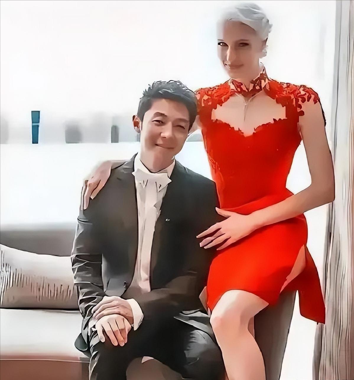 [点赞]八年前，亿万豪门千金李白执意要嫁给撒贝宁，而与父亲决裂，八年后，李白终