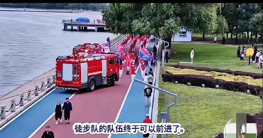 暴走团这些年在网上口碑那么差，为什么没人敢管呢？其实暴走团早期是很正能量的，20
