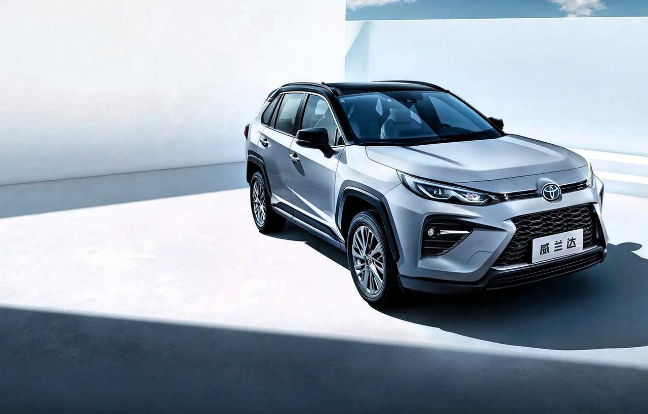 后来才知道，他换的车是威兰达AIR，这车是广汽丰田旗下的。这款车有两种