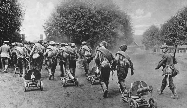 德国两次放尽了俄国的血，俄国扩张的气运基本给打光了，一战前沙俄人口1.67亿，结