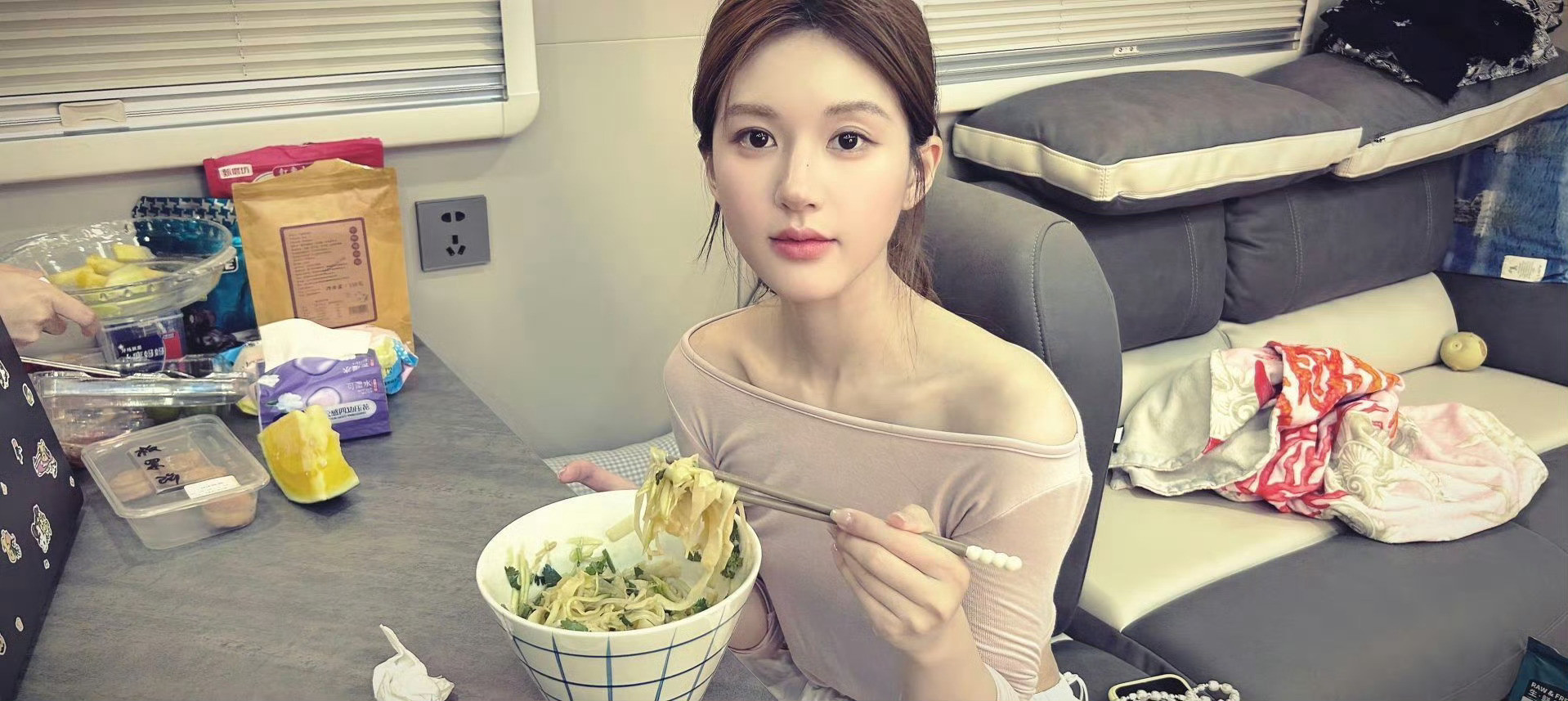 赵露思🍝🍥🍕​​​