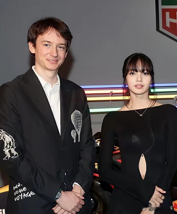 Lisa不可能和LV公子分手，但是公子会和她分手，毕竟这么久LV家族不认可Lis