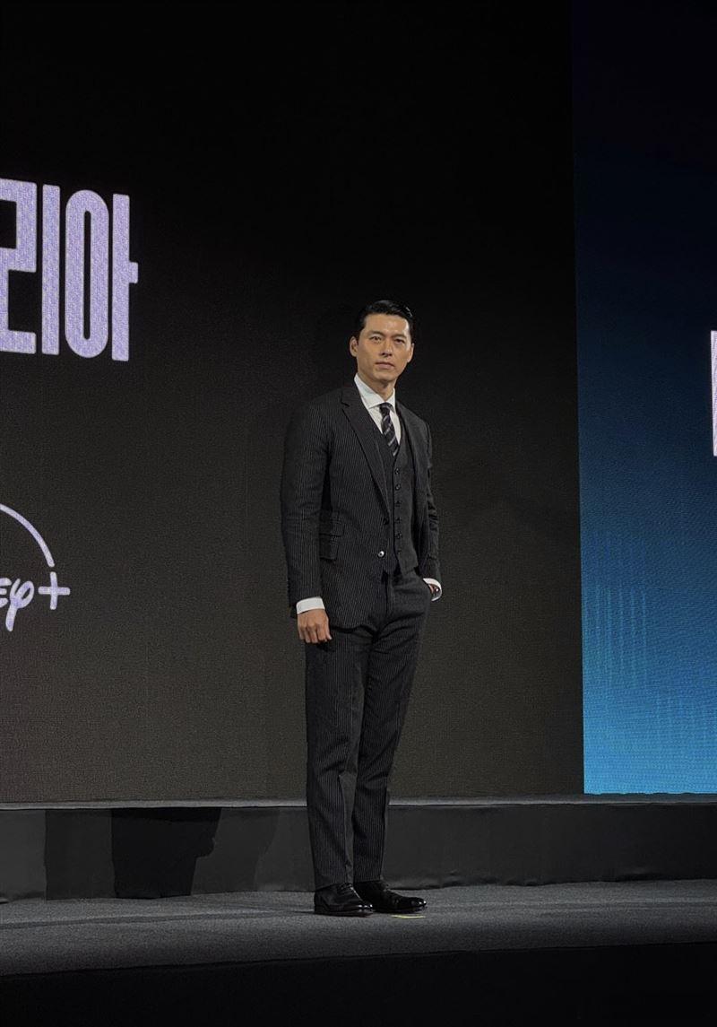 玄彬为新剧增重13公斤据台媒，玄彬出席《韩国制造》在首尔的制作发布会。为了诠释