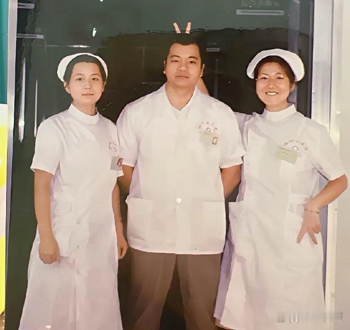时间真可怕，主任的两个角都磨没了