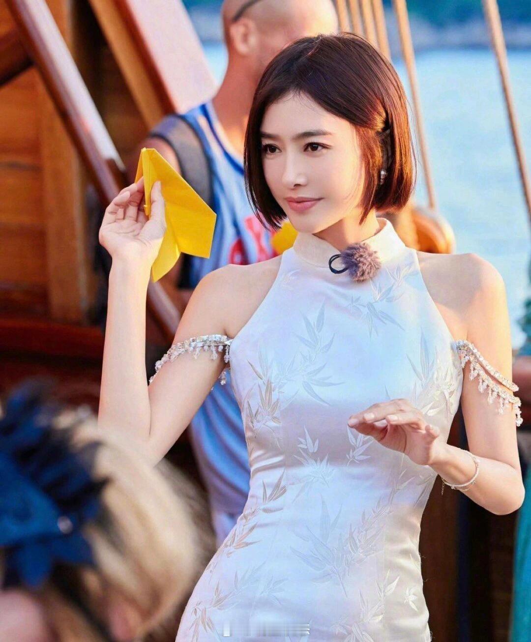 秦岚为什么年纪越大越妖娆