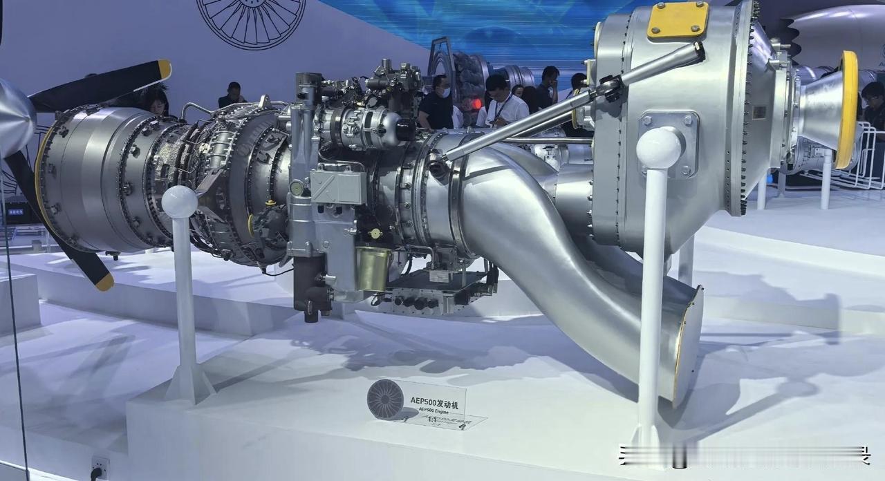 国产最强涡桨发动机AEP500，军用型号通常被称作涡桨10，主要适配机型有新舟7