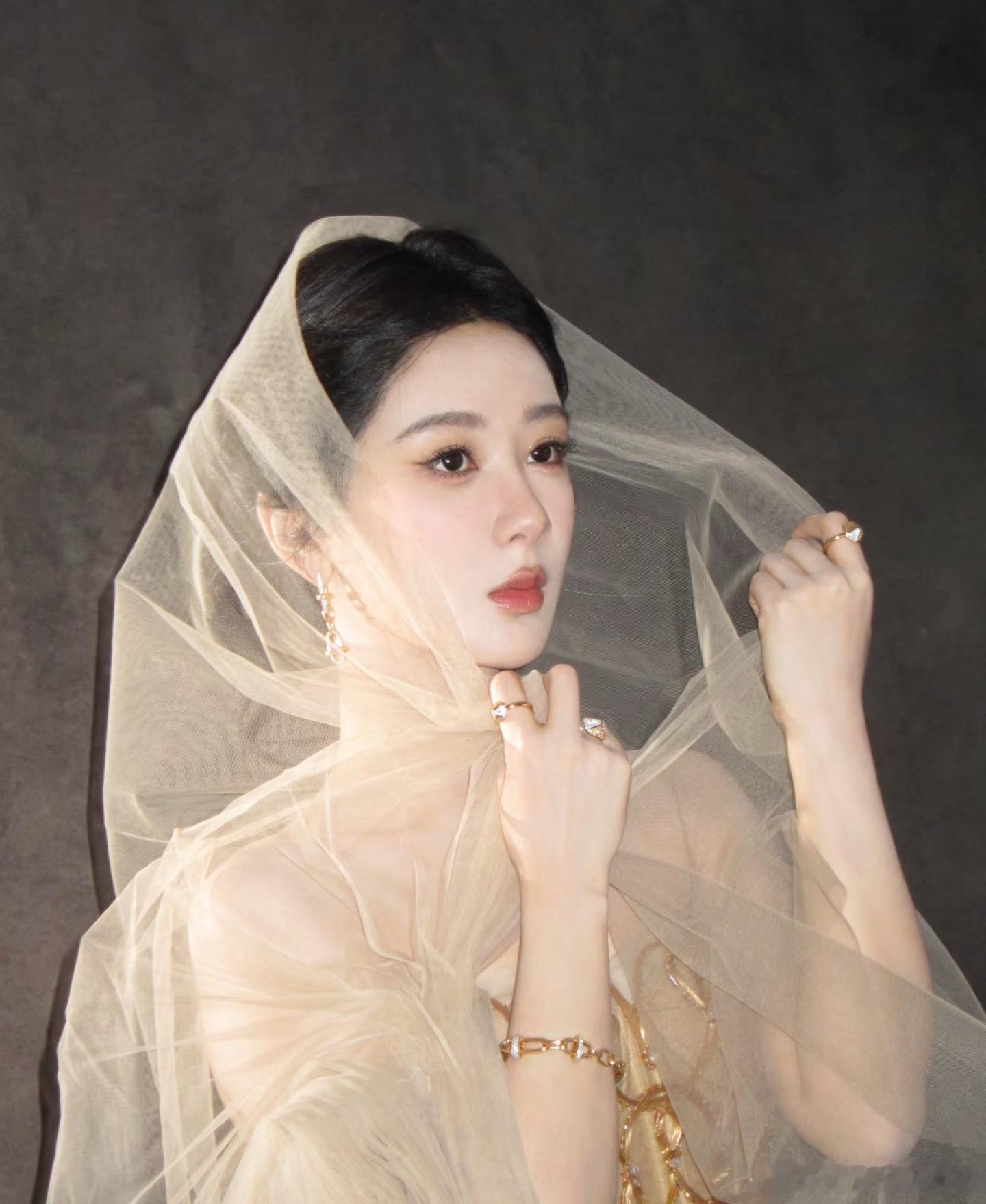 🍉杨紫时装周，9月会休息下​​​
