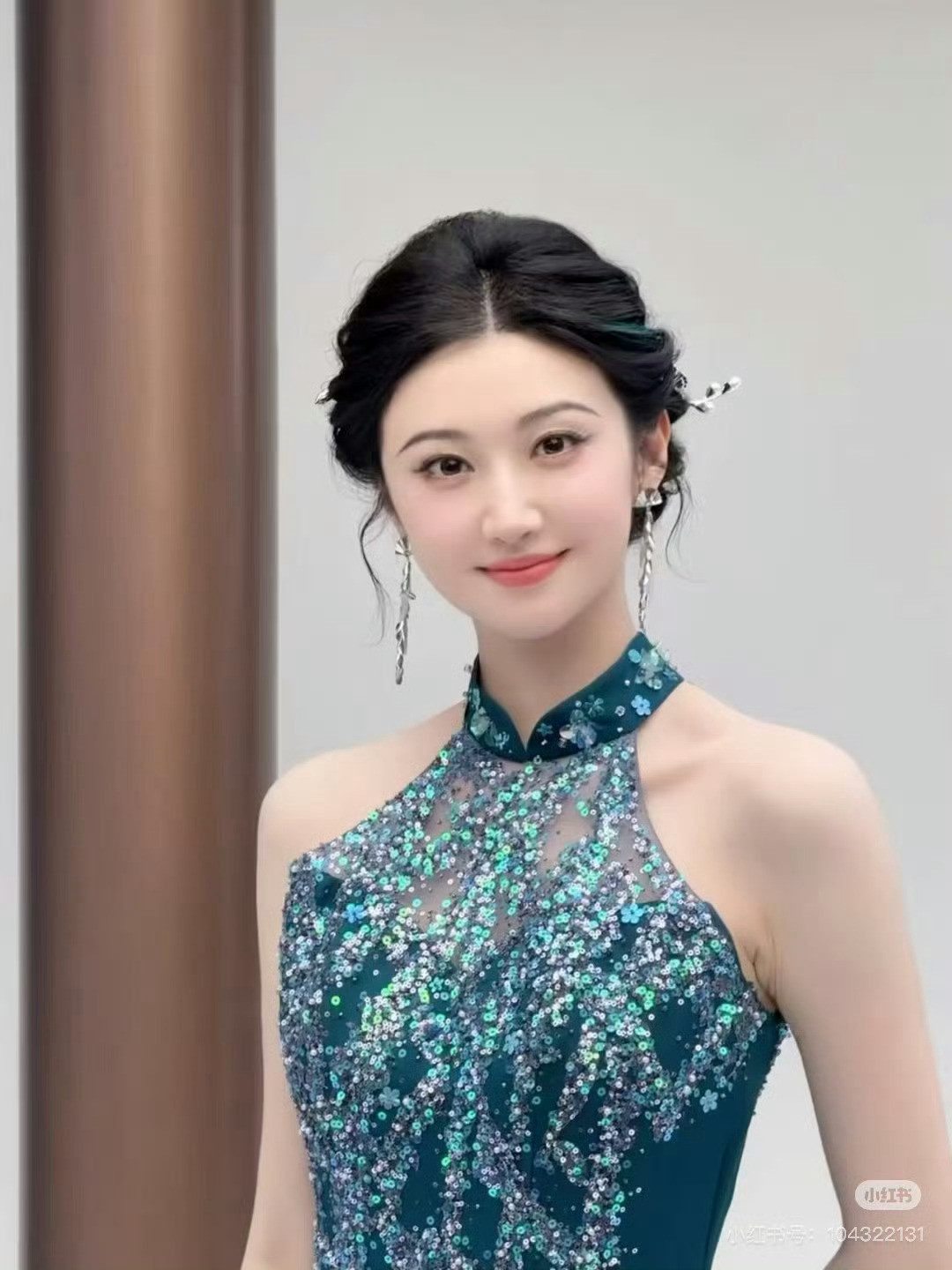哇景甜的今天造型有司藤那味儿了​​​