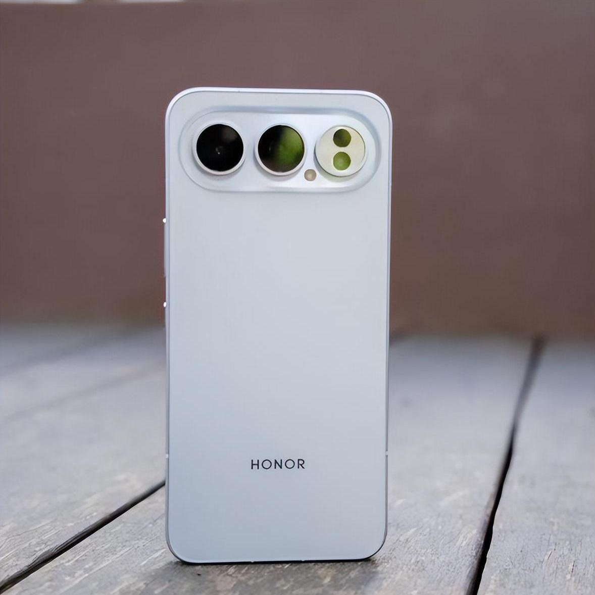 2898元抄底荣耀500Pro！骁龙8+8000mAh值哭？国补后降价70