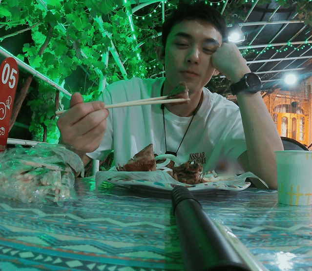 绝不浪费吃到撑可爱捏干饭人吴磊吴磊被河南的菜量惊到了