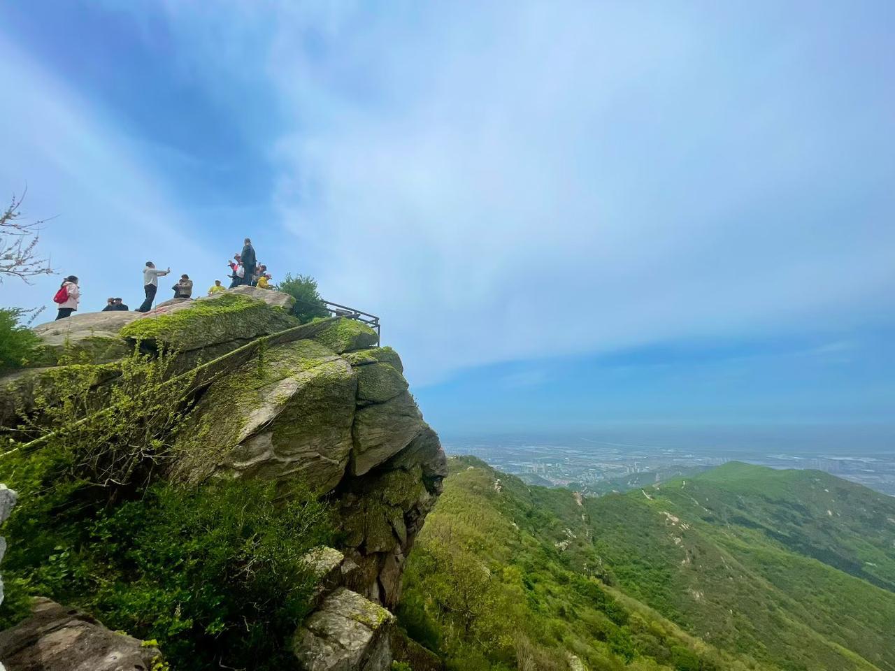 两大冥灯齐吹，创业板七姐妹警钟已鸣任泽平高调唱多创业板“七姐妹”，市场哗然